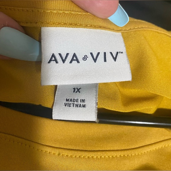💰2/$10 Used Ava& Viv womens mineral yellow top size 1x - Picture 3 of 6